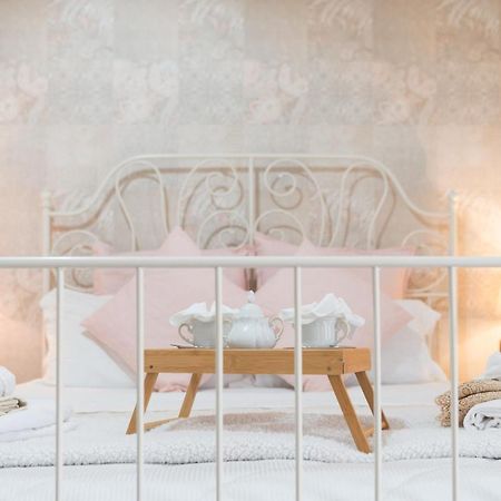 Laetitia Guest House32 Aversa Bagian luar foto