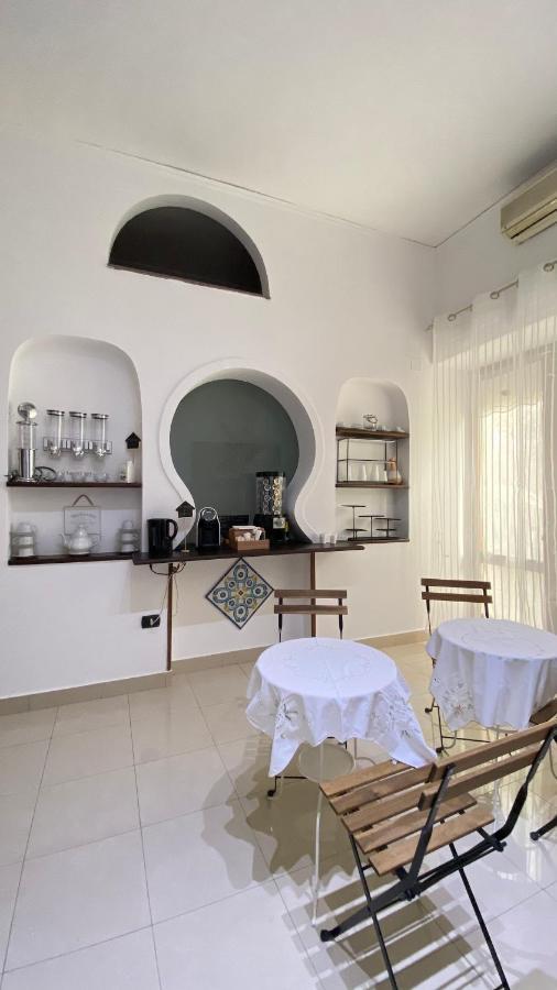Laetitia Guest House32 Aversa Bagian luar foto