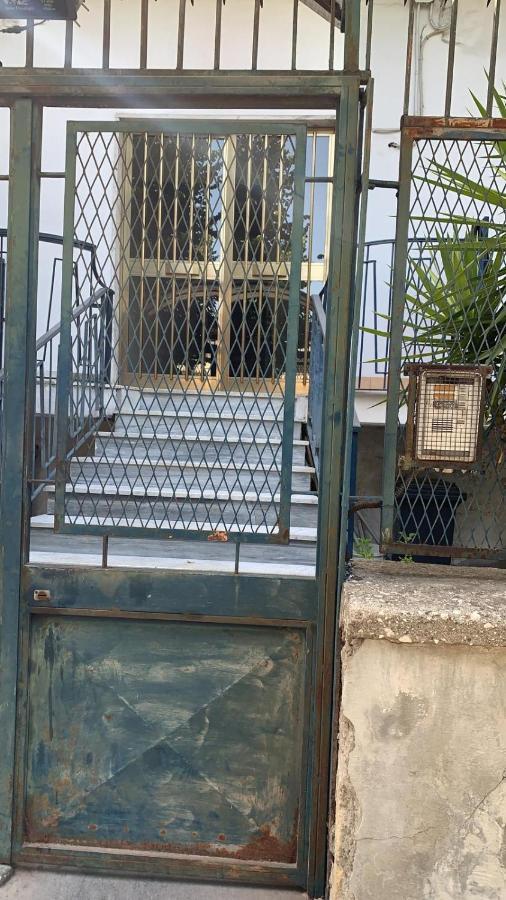Laetitia Guest House32 Aversa Bagian luar foto